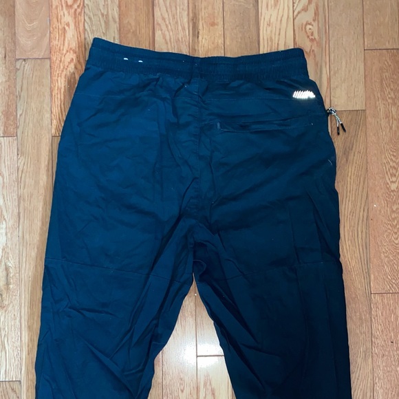 Joggers - Picture 3 of 4